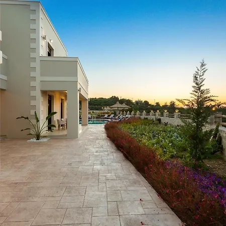 Ino Villa, Unique Group Gatherings, By Thinkvilla * Perama (Crete)